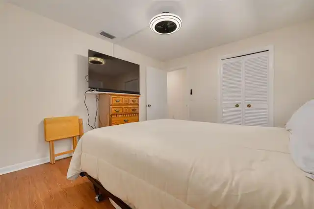 Listing Photo 22