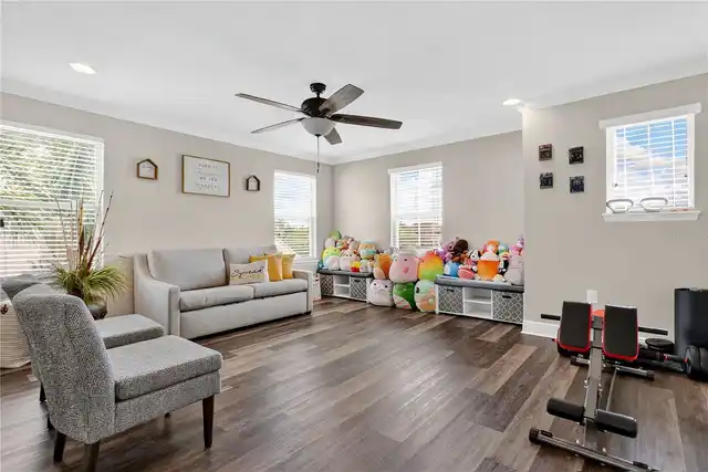 Listing Photo 22