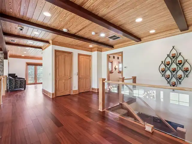 Listing Photo 19