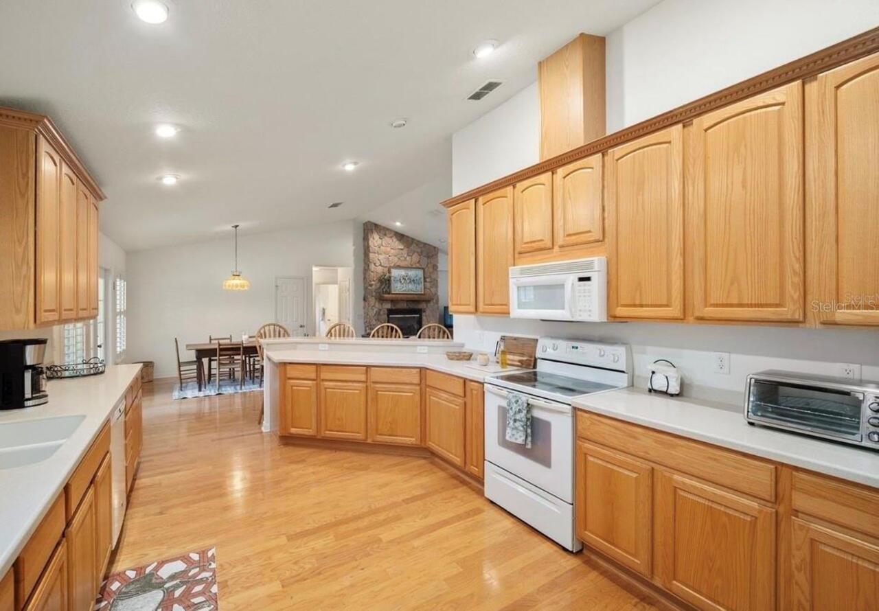 Listing Photo 18