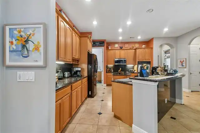 Listing Photo 18