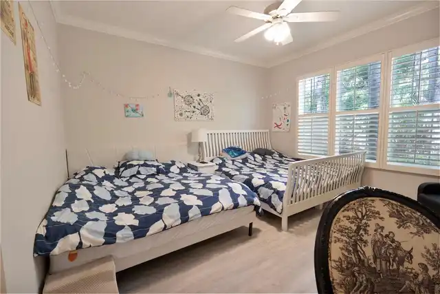 Listing Photo 34