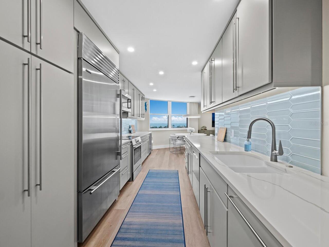 Listing Photo 12