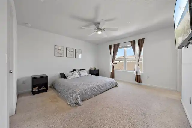 Listing Photo 16