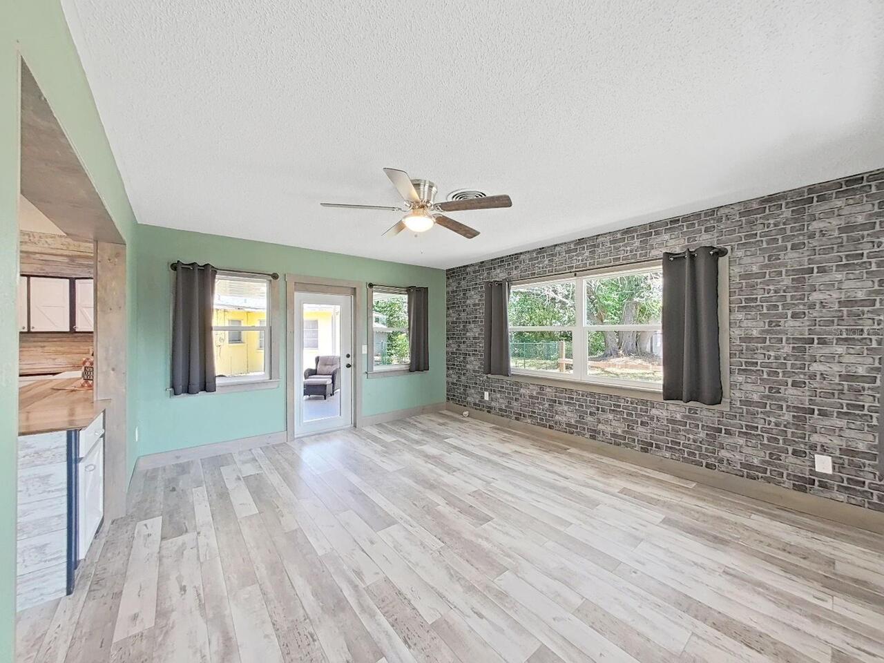 Listing Photo 21
