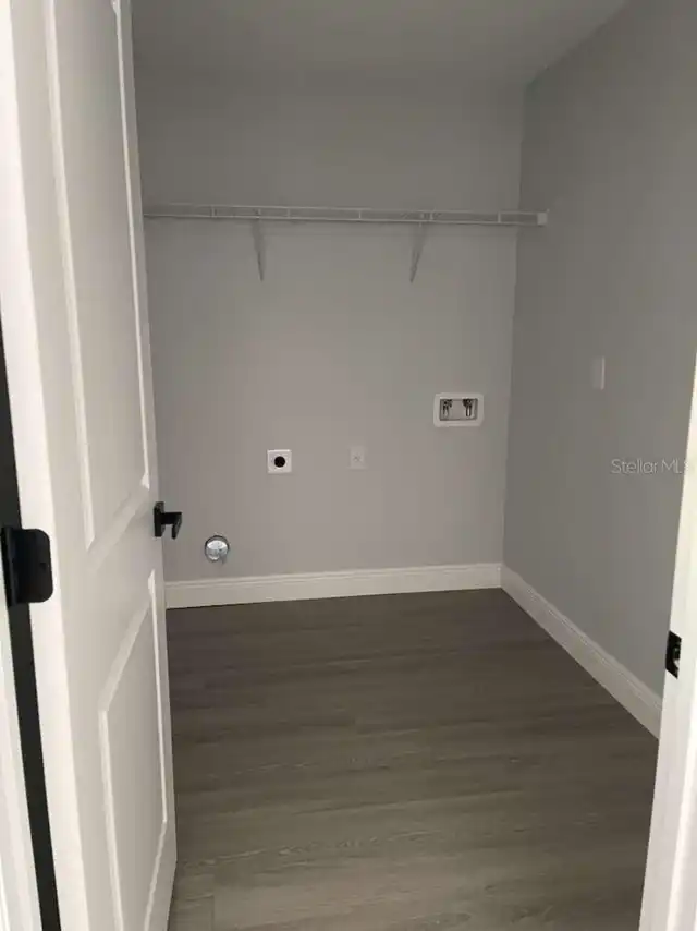 Listing Photo 10