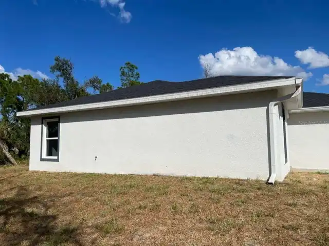 Listing Photo 15