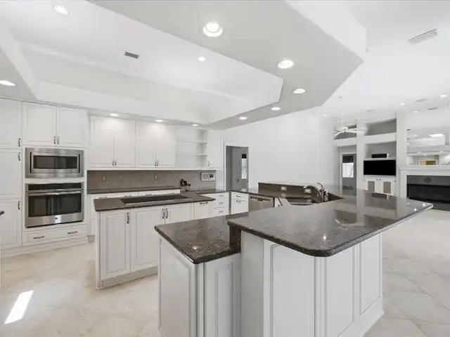 Listing Photo 15