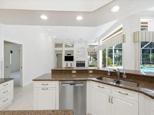 Listing Photo 19