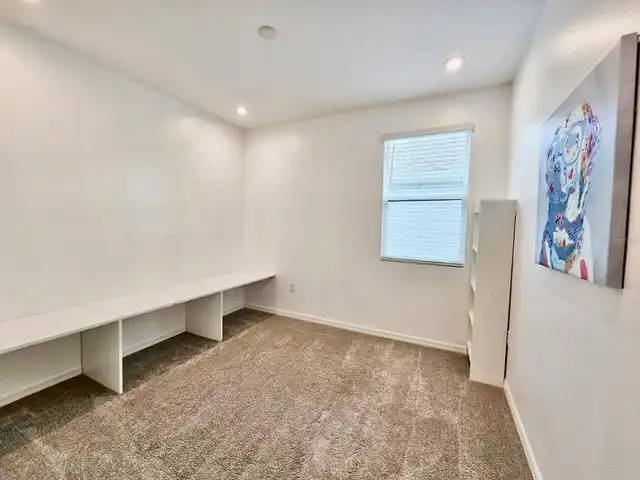 Listing Photo 15