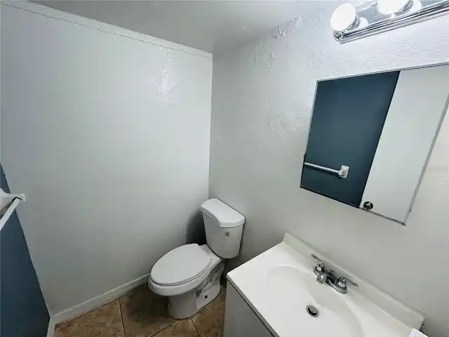 Listing Photo 8