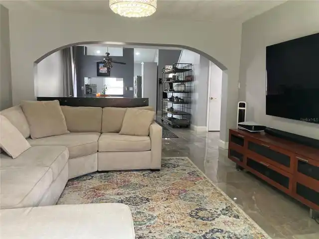 Listing Photo 7