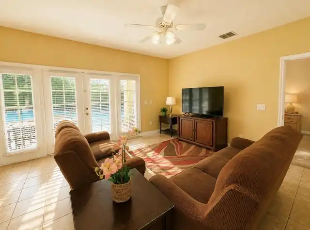 Listing Photo 7