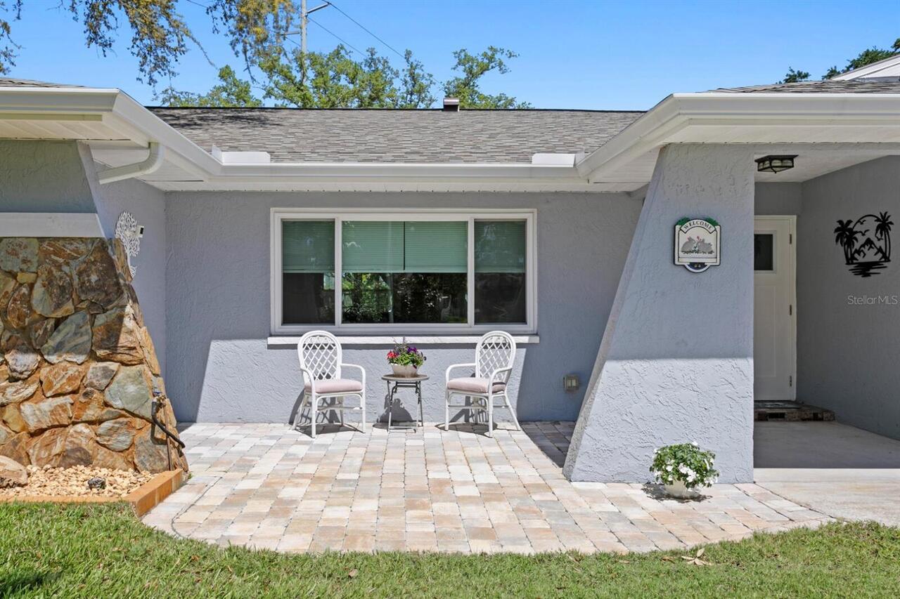Listing Photo 8
