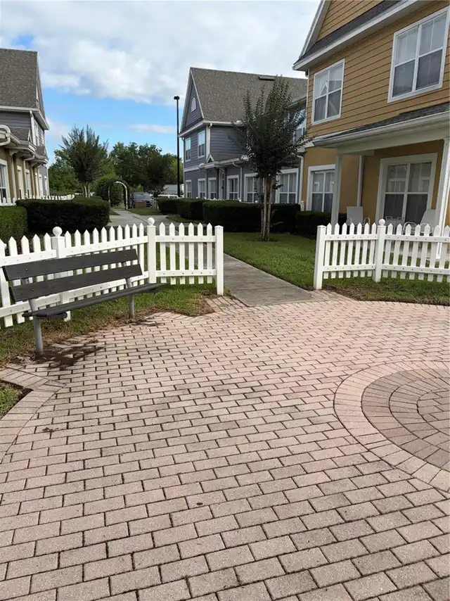 Listing Photo 15