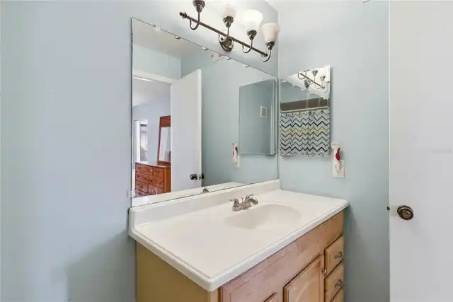 Listing Photo 11