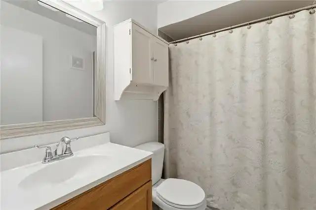 Listing Photo 14