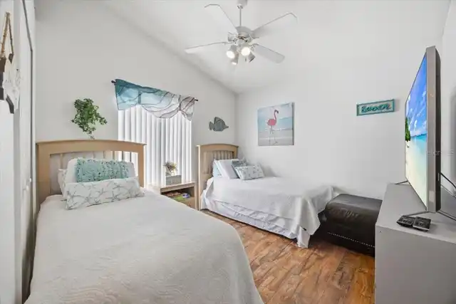 Listing Photo 13