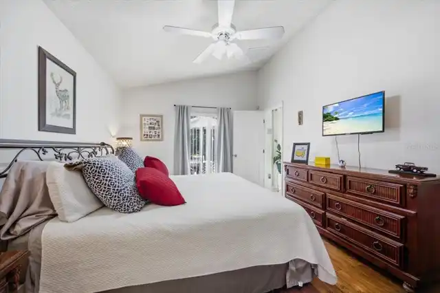 Listing Photo 19