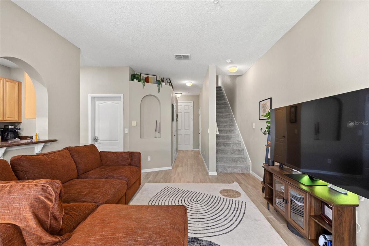 Listing Photo 9