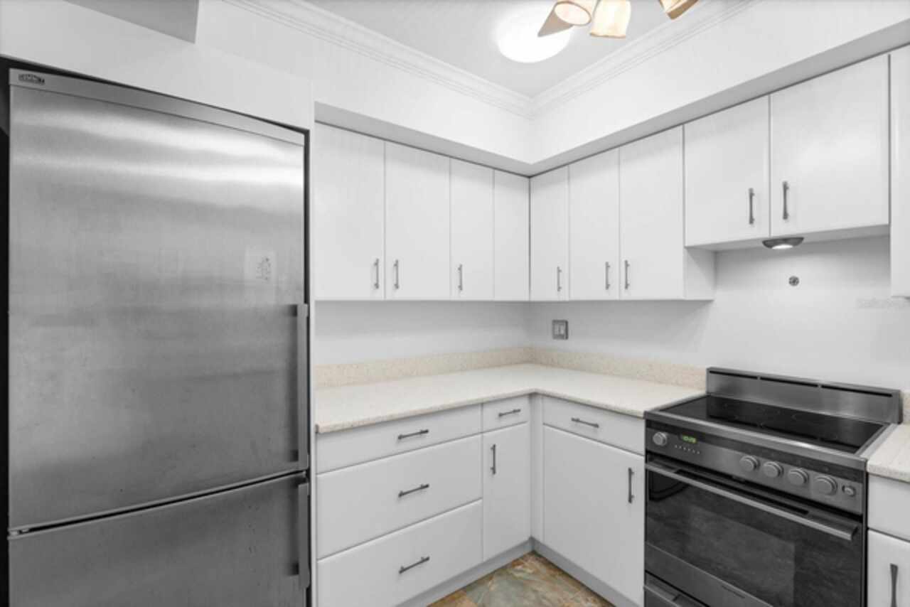 Listing Photo 17