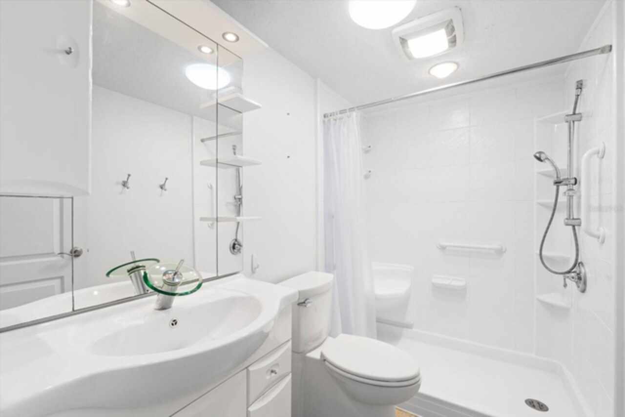 Listing Photo 19