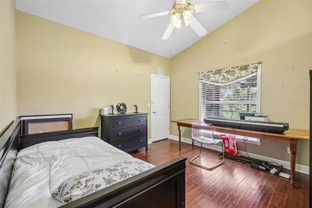 Listing Photo 33