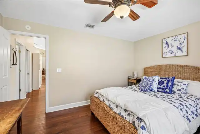 Listing Photo 37