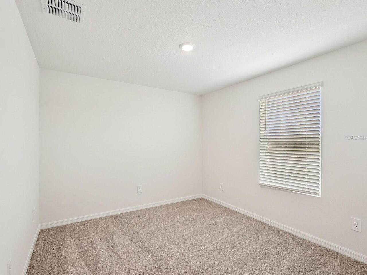 Listing Photo 34