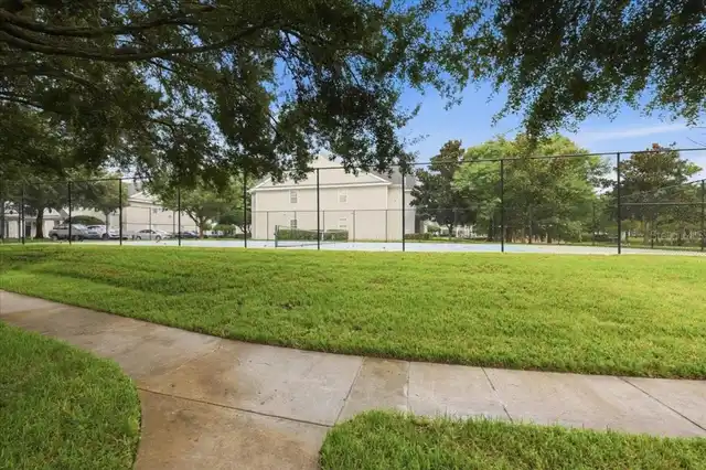 Listing Photo 16