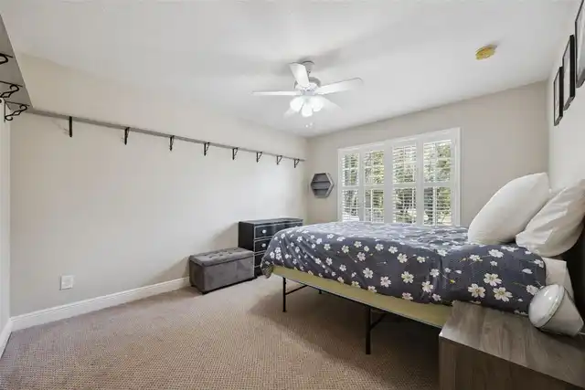 Listing Photo 35