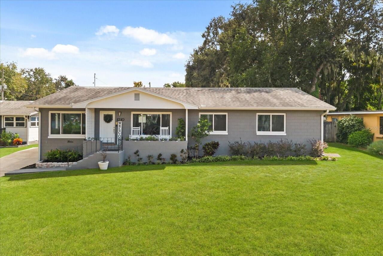 Listing Photo 1