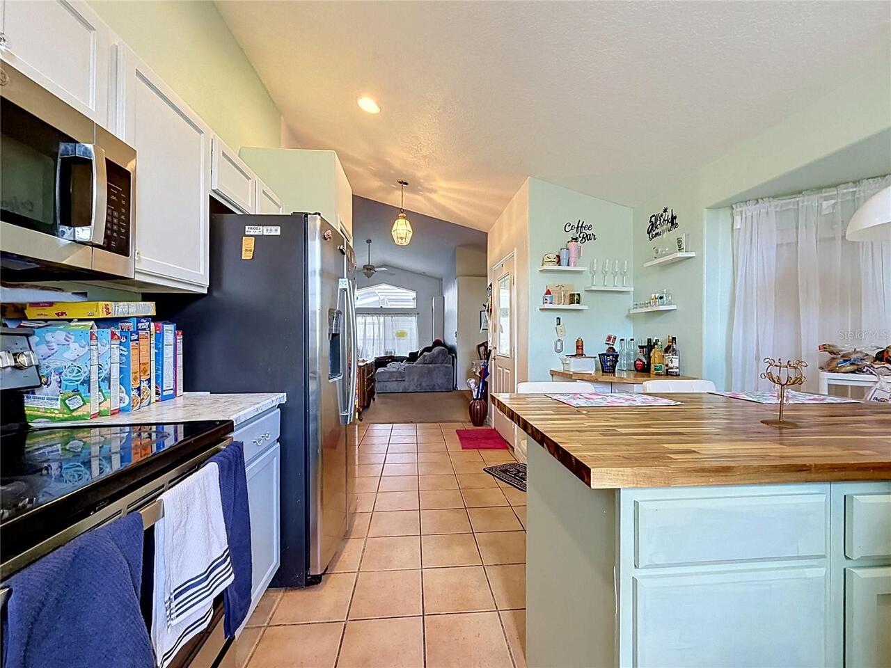 Listing Photo 10