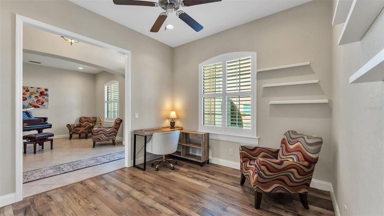 Listing Photo 11