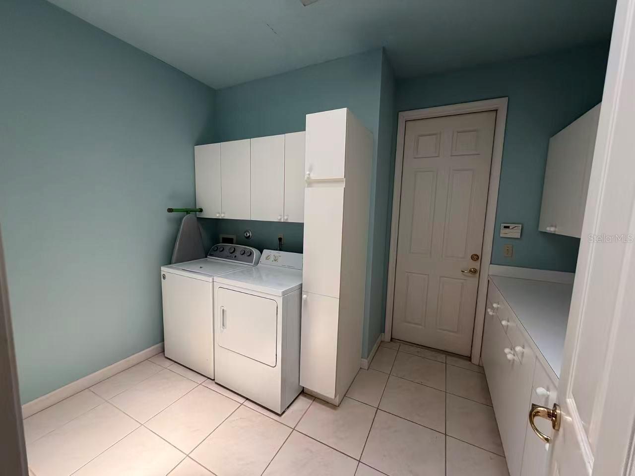 Listing Photo 9