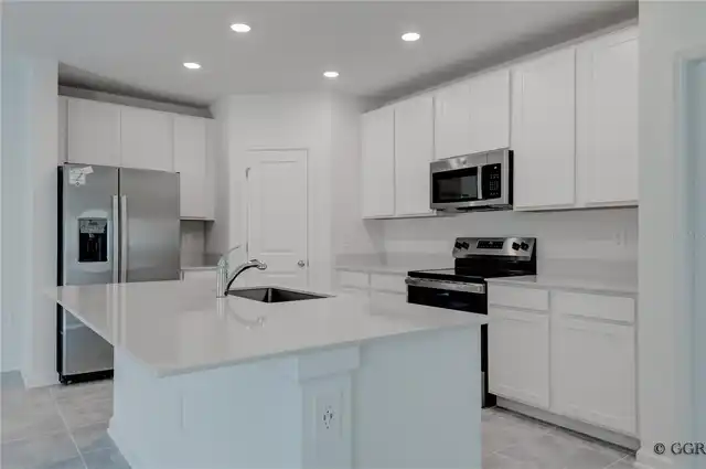Listing Photo 14