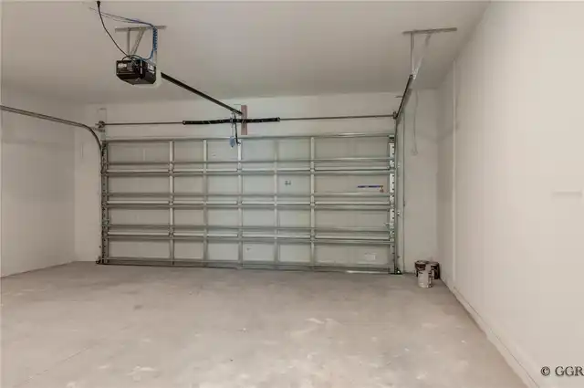 Listing Photo 18