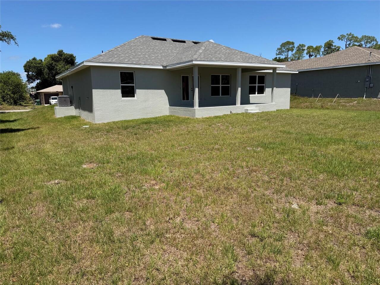 Listing Photo 11