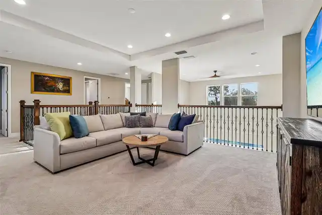 Listing Photo 19