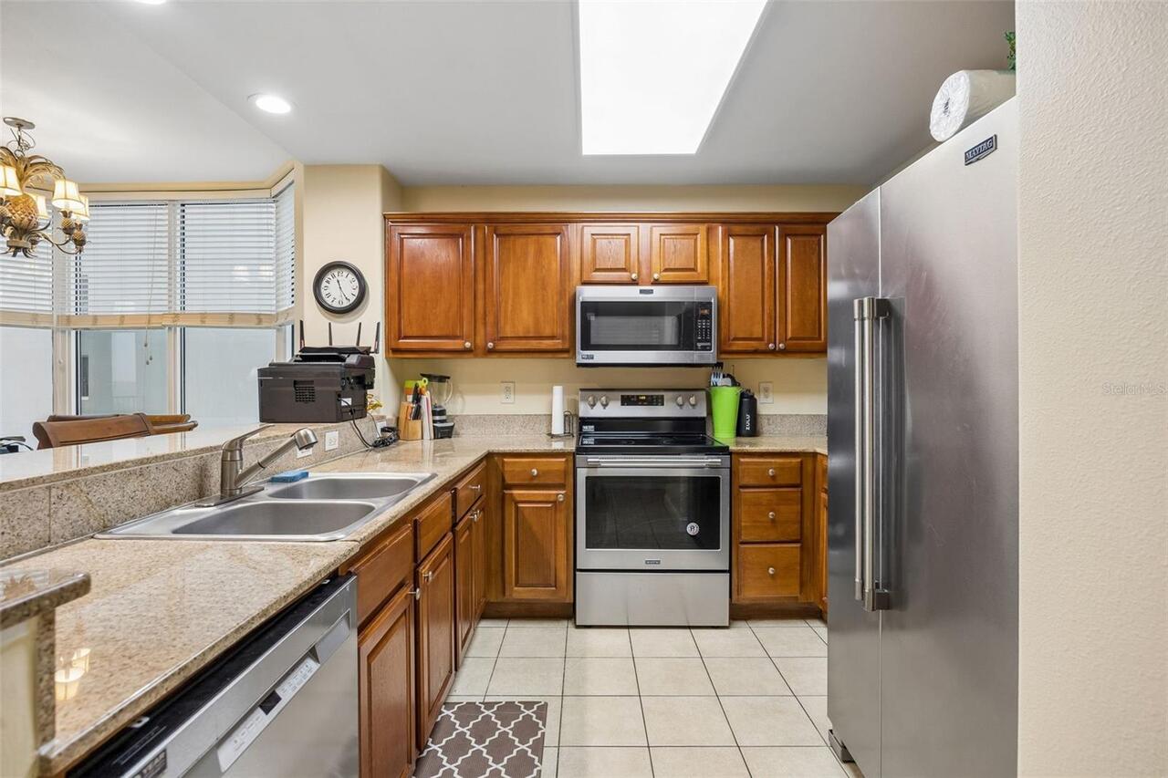Listing Photo 8