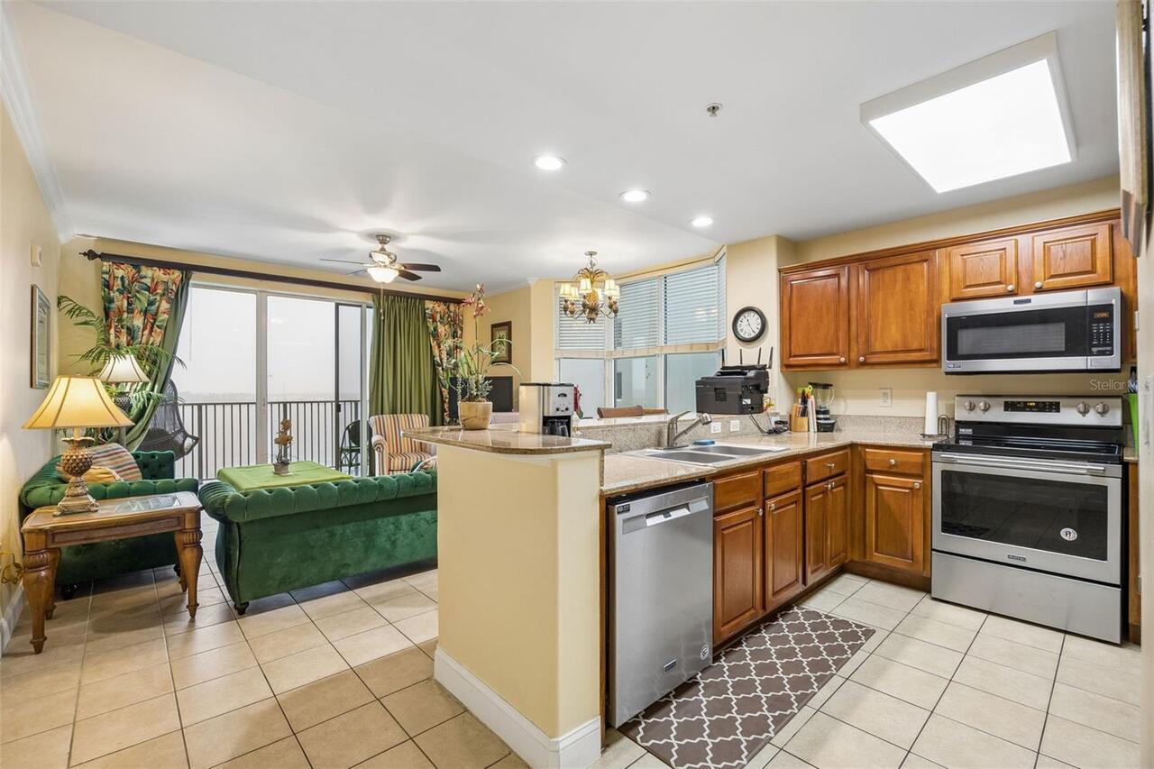 Listing Photo 9