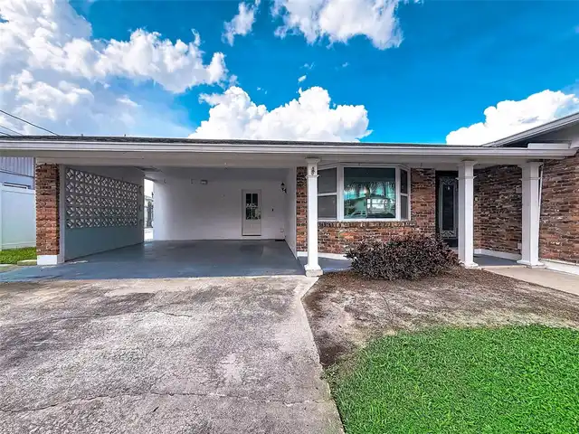 Listing Photo 10