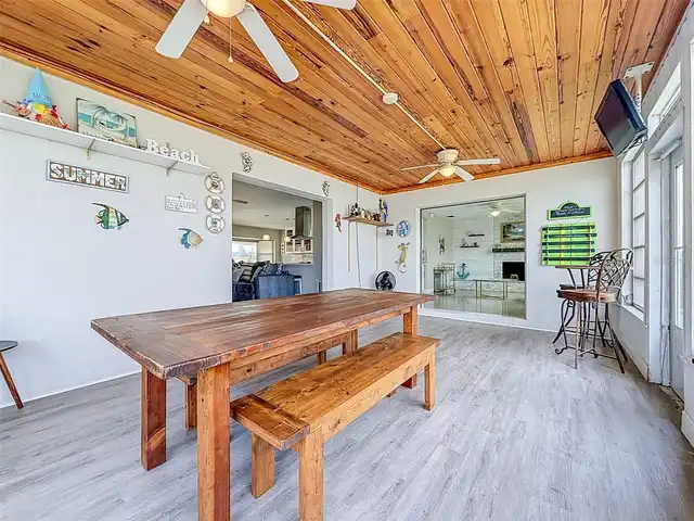 Listing Photo 17