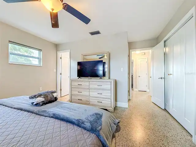 Listing Photo 33