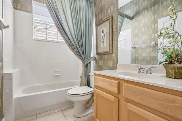 Listing Photo 25