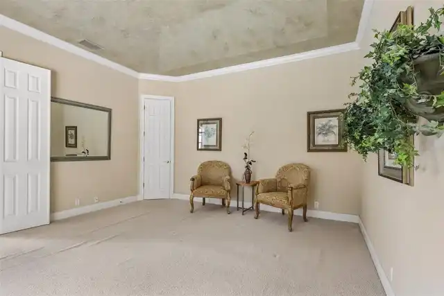Listing Photo 33