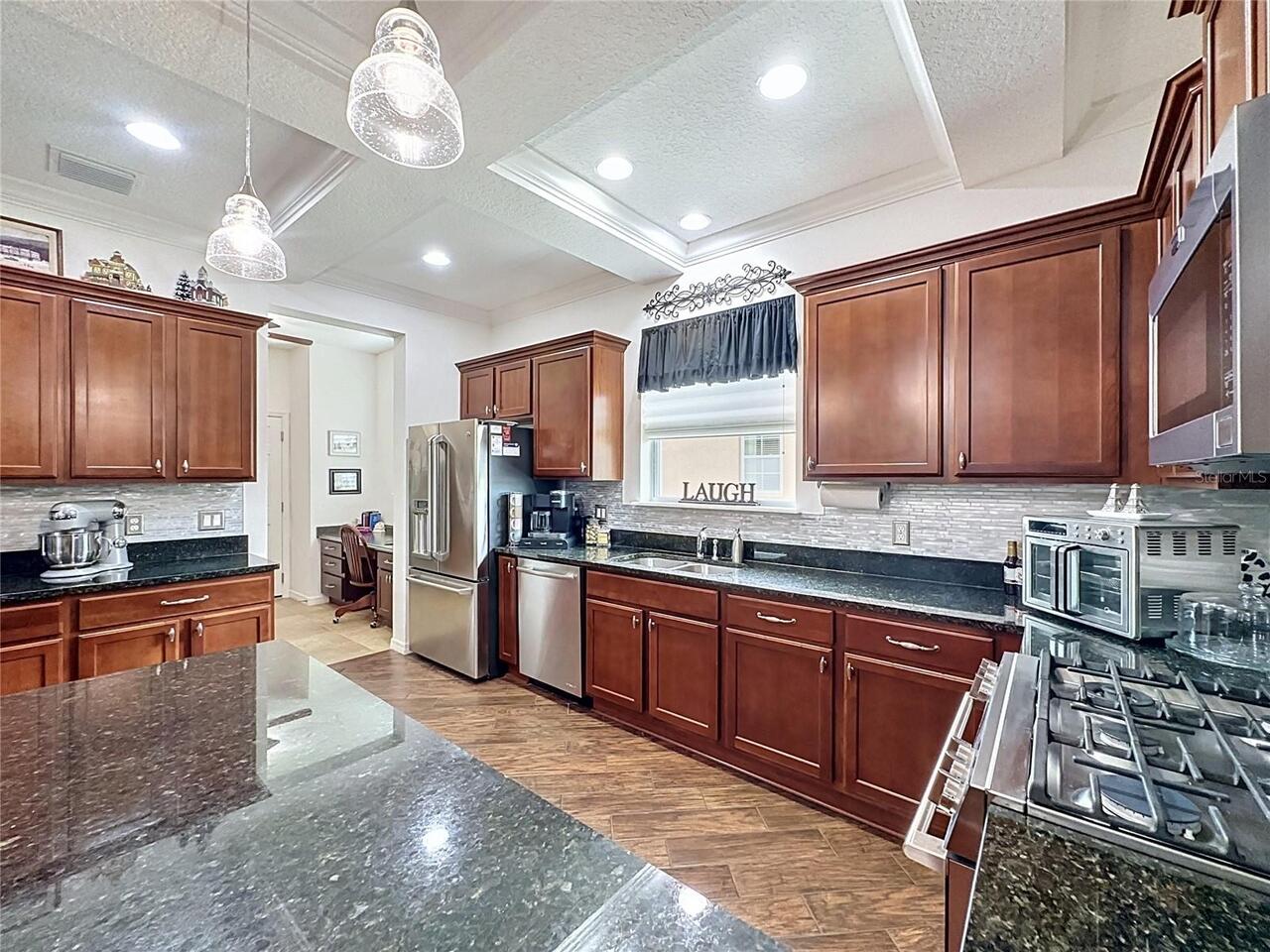Listing Photo 17