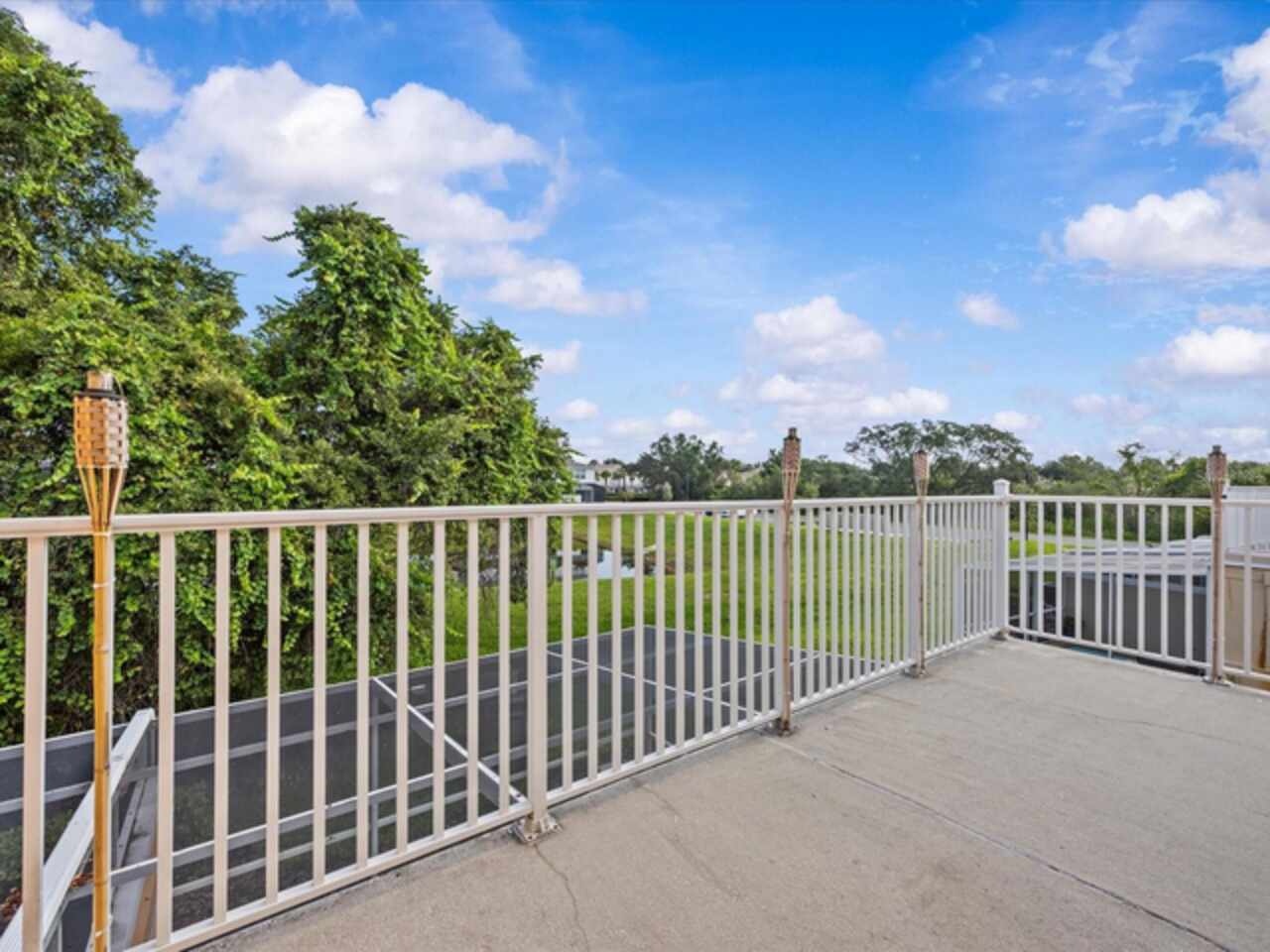 Listing Photo 17