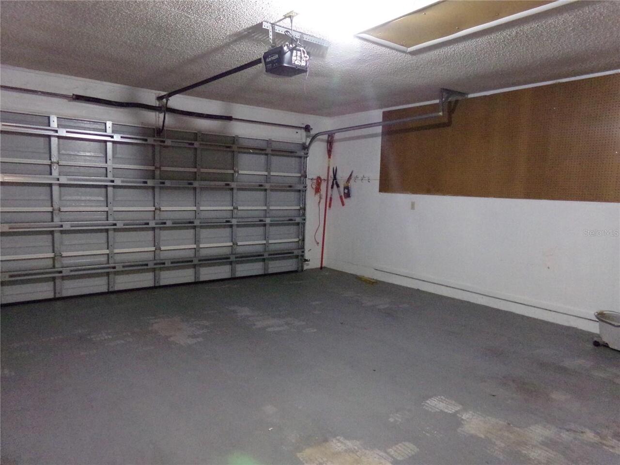 Listing Photo 14