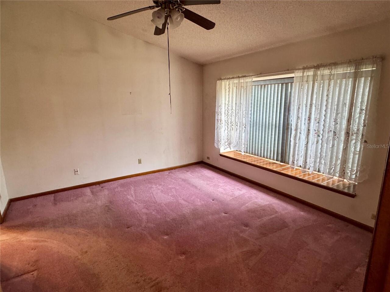 Listing Photo 9